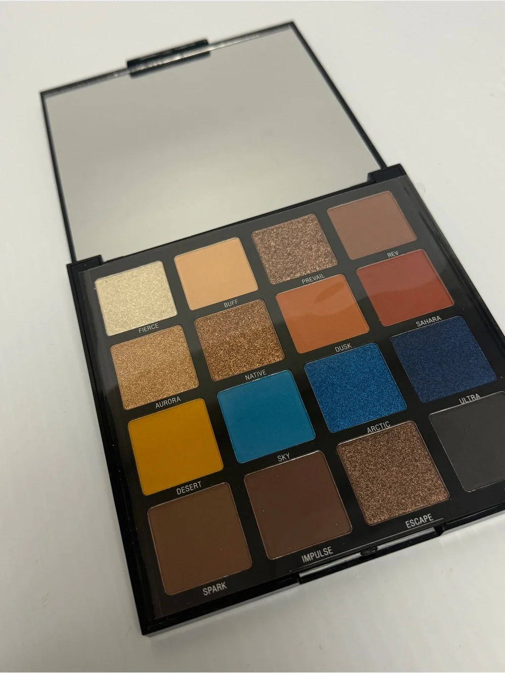 LA Girl vibrant eyeshadow